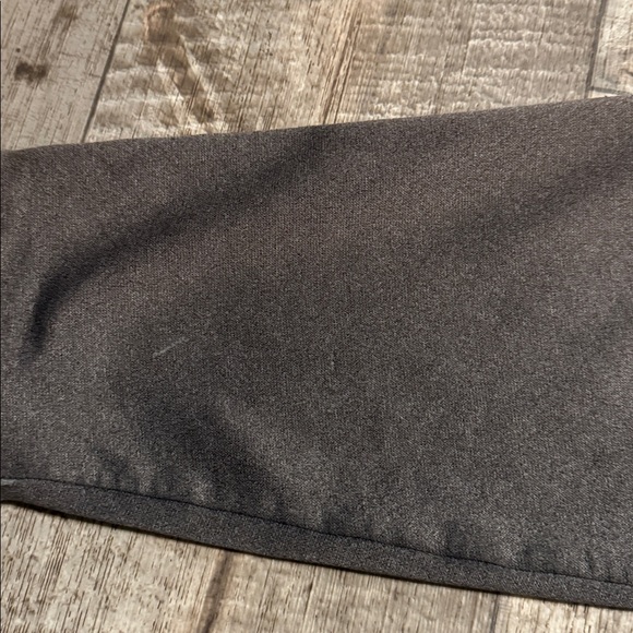 Under Armour Charcoal Hoodie with Camo Details-size 2XL - Picture 9 of 10